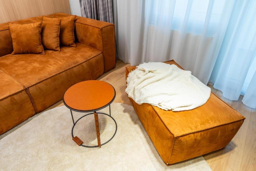 Central Epic Apartment-Self Check In Арад Экстерьер фото